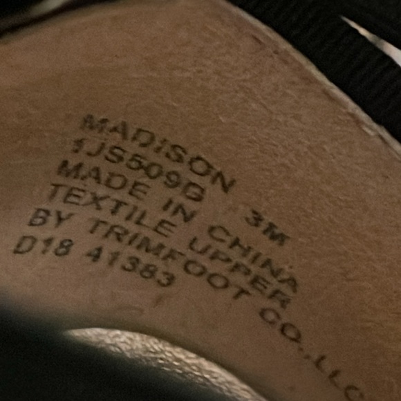 Jessica Simpson Faux Suede Ballet Flats Leopard  SZ 3  VGUC - Picture 5 of 6